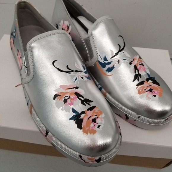 Jessica Simpson Shoes - New slide in sneakers